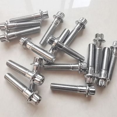 Assemblaggio di cerchioni in acciaio universale cromato M7 x 32 mm per ruote Nessun design, solo stile Nessuna caratteristica aggiuntiva