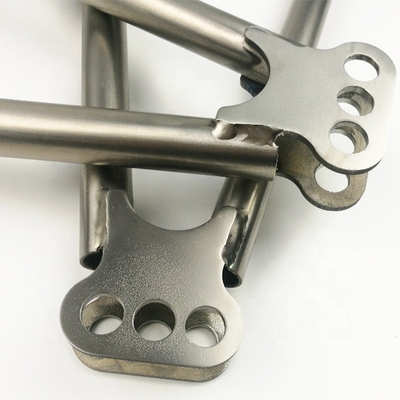 Universale 13 5/8&quot; 14&quot; Sprint Car Titanio Jacobs Scala Triple X Race Modello con Design Durable