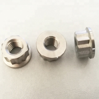 1.25 Noccioline M8 a flangia a pizzo in titanio di grado 6AL4V per applicazioni meccaniche standard DIN