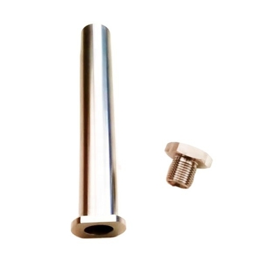 Fuse di lega di titanio con finitura naturale e diametro standard DIN 5/8 &quot;
