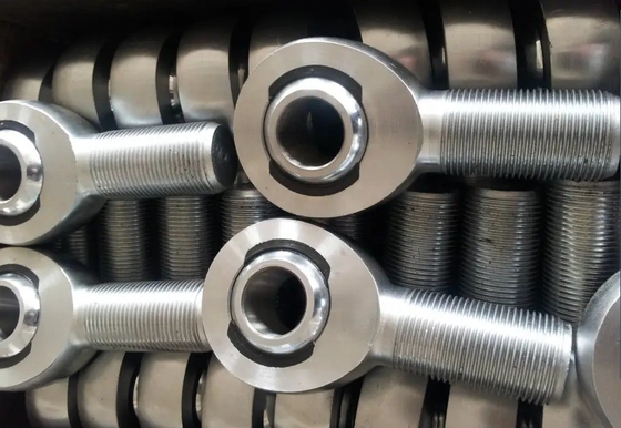 Fabbricazione su misura di acciaio per costruzioni universali per auto Fitting di acciaio per la staffa comune Heim End 5/8-18 x 1/2 Foratura per prestazioni ottimali