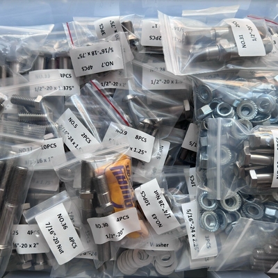 Universal Sprint Car Bolt Kit Triple X Chassis con Q/C R/R S/P e Titanio Completo Grado 8 Bolt Set 29 pezzi