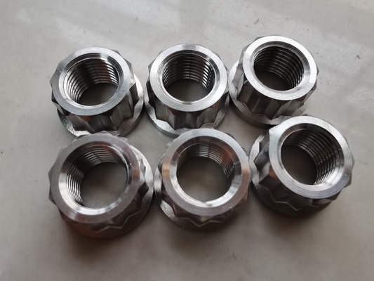 Argento universale 1/2&quot; -20 Titanio 12 PT Noccioline di flangia La combinazione definitiva di forza e versatilità in argento